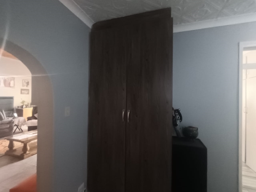 4 Bedroom Property for Sale in Hadison Park Northern Cape